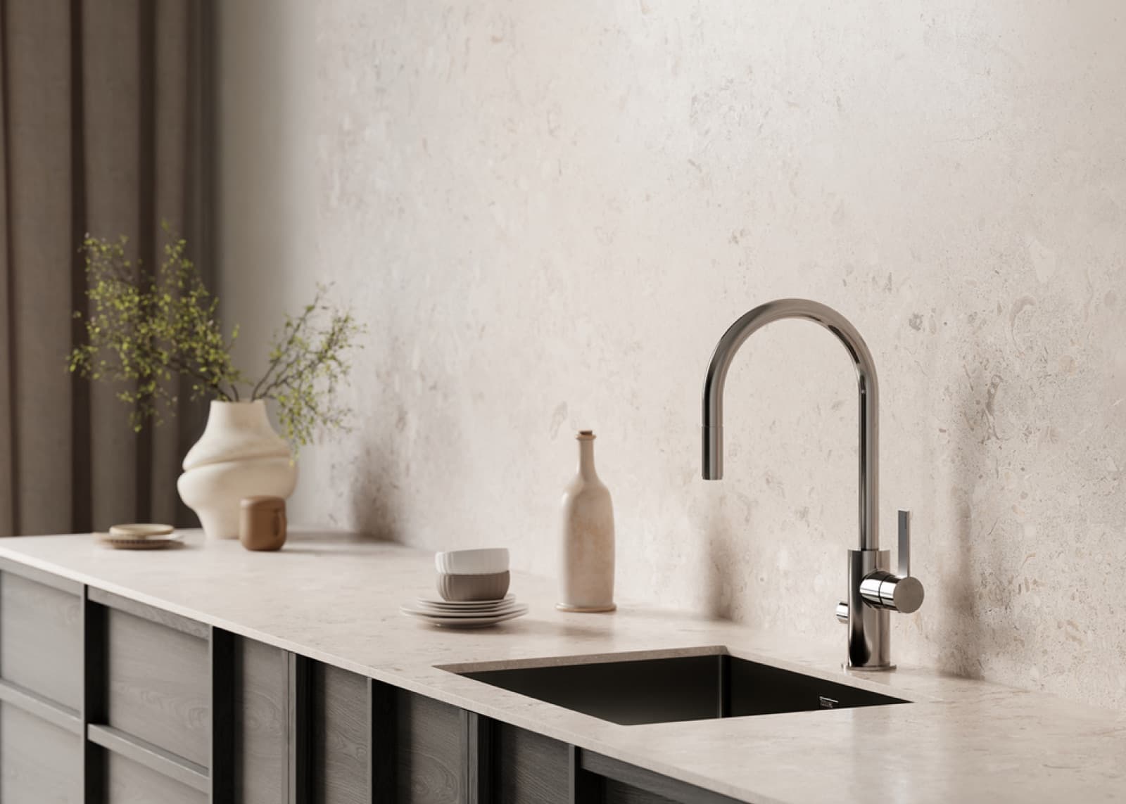Badrum med stenpräglad granitkeramik från Bricmate